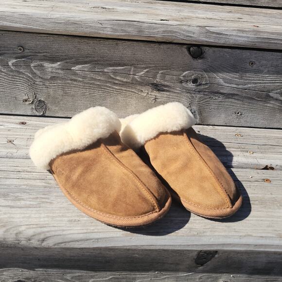 UGG Scuffett ll Women Slippers Suede Chestnut Color #5317 Size 8 Read - Picture 1 of 9
